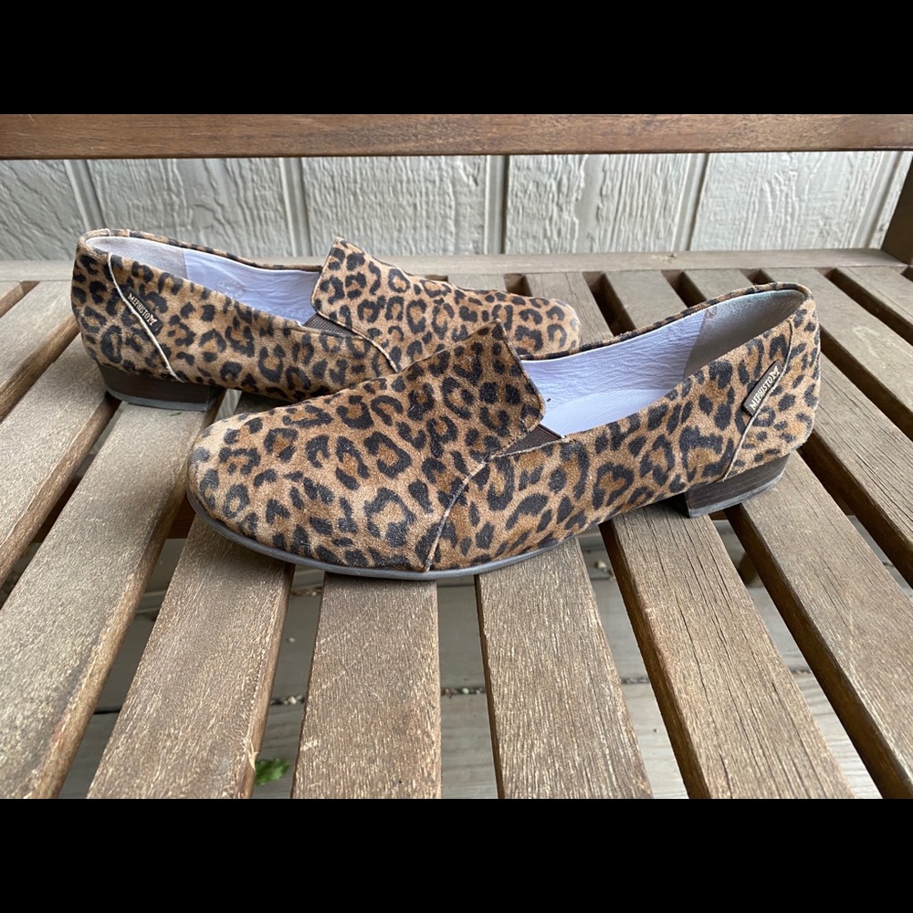 Mephisto Leopard Print Flats 9 Euc - image 5